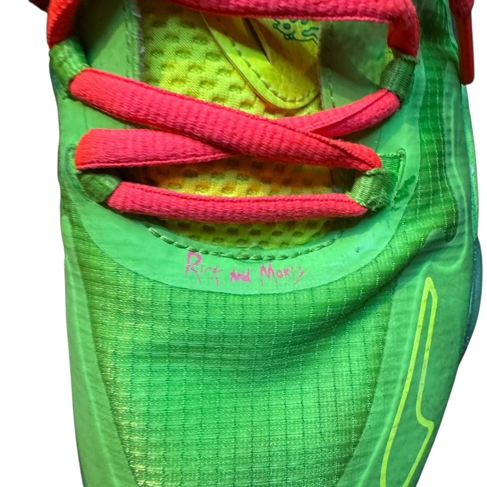 PUMA MB.01‎ Rick and Morty Shoes Mens Size 9 LaMelo Basketball Neon 376682-01